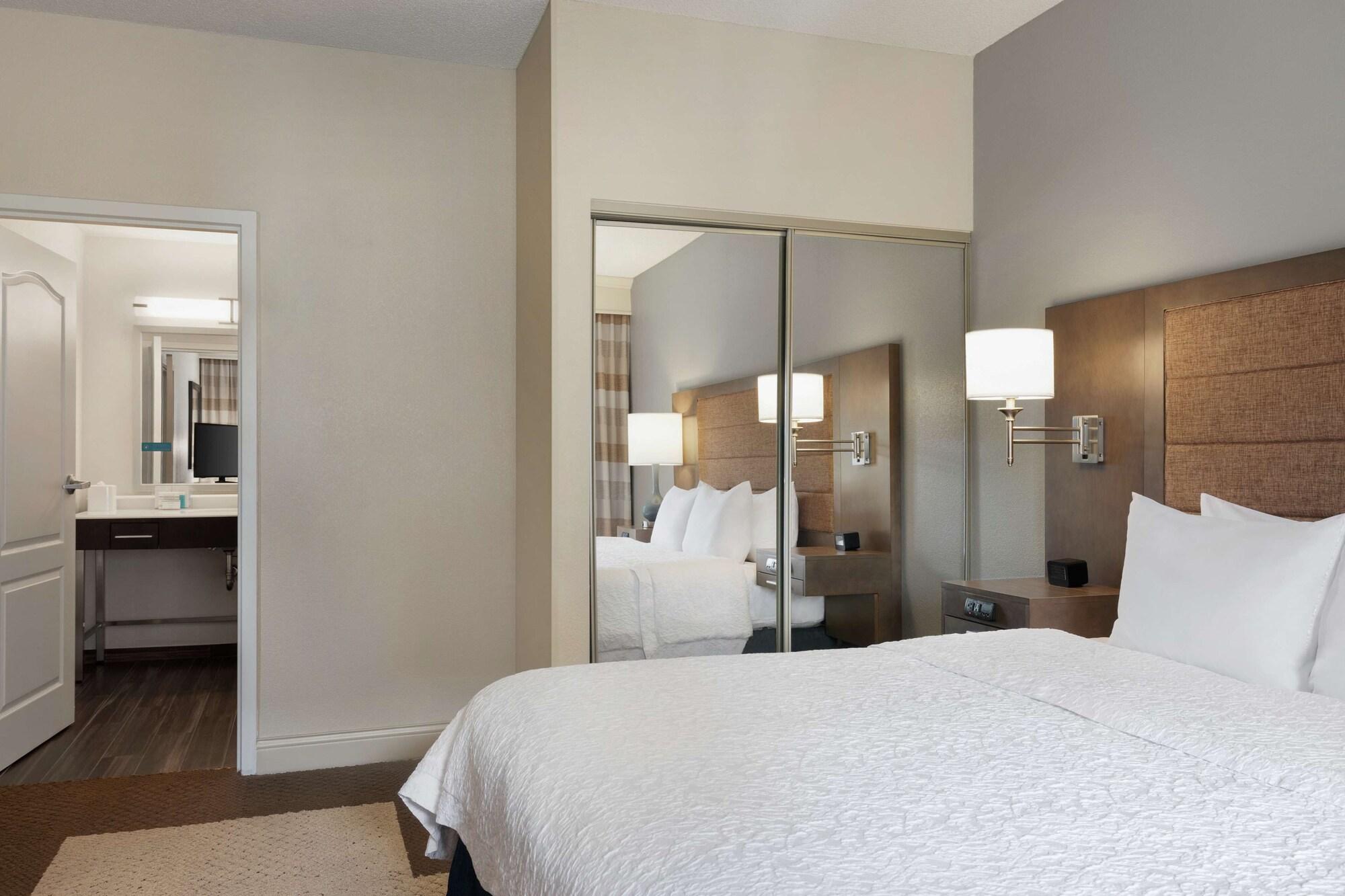 Hampton Inn & Suites Montgomery-Eastchase Экстерьер фото